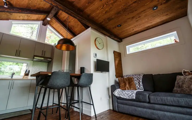 Log cabin living room