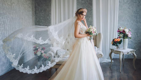 8 Pretty Gowns to Make Your Wedding Day Extra Special