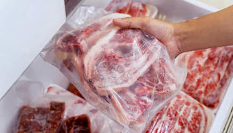 Here Are The Biggest Mistakes People Make When Defrosting Meat