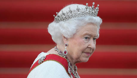 What Countries Does Queen Elizabeth II Rule?