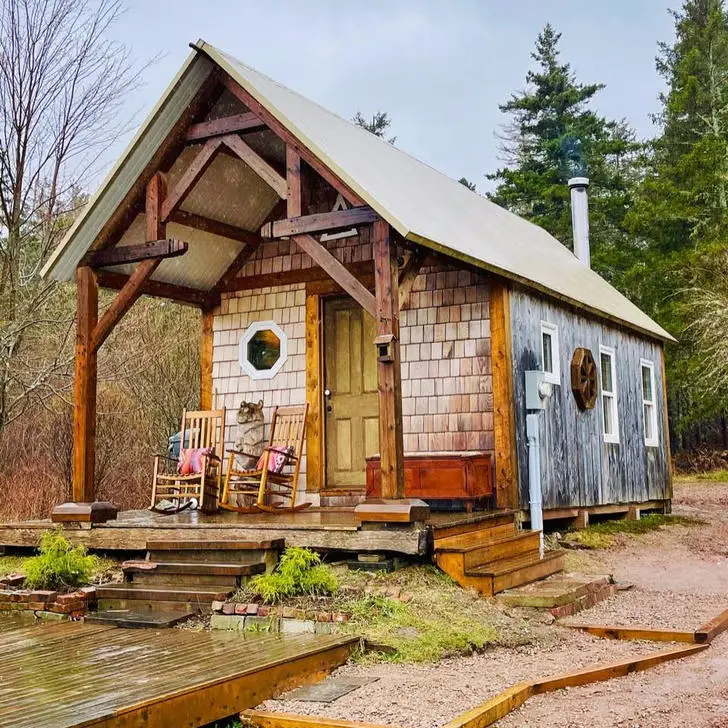 Tiny wooden cabin